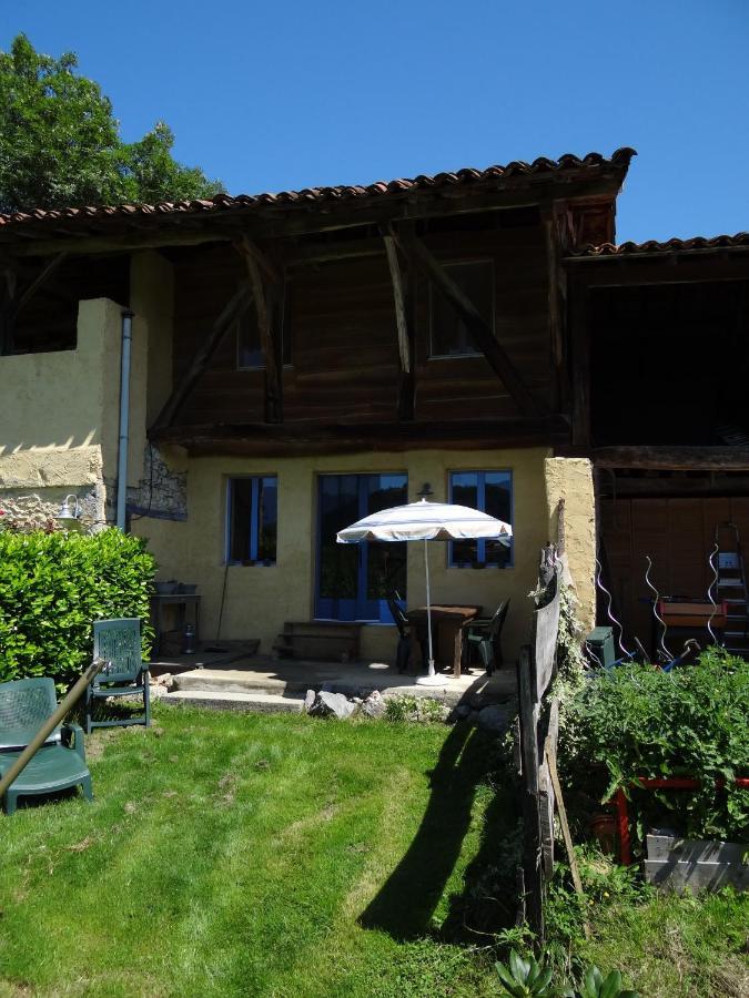 Gîtes Pyrénées Les Trois Montagnes Ganties Extérieur photo
